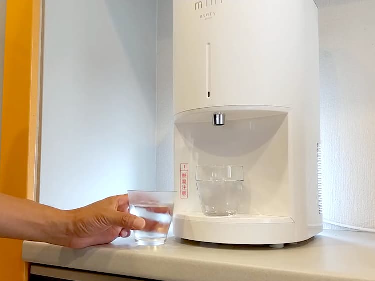 カートリッジ付き！エブリィフレシャス ミニ浄水器 ウォーターサーバー
