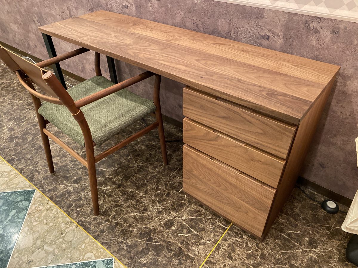 マスターウォール（MasterWaL）ノートシステムデスク | 住賓館