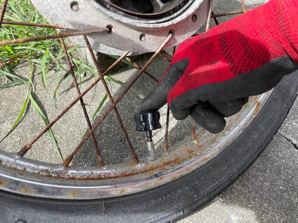 スーパーカブ】チューブタイヤ交換を自分でやったら注意点だらけだった