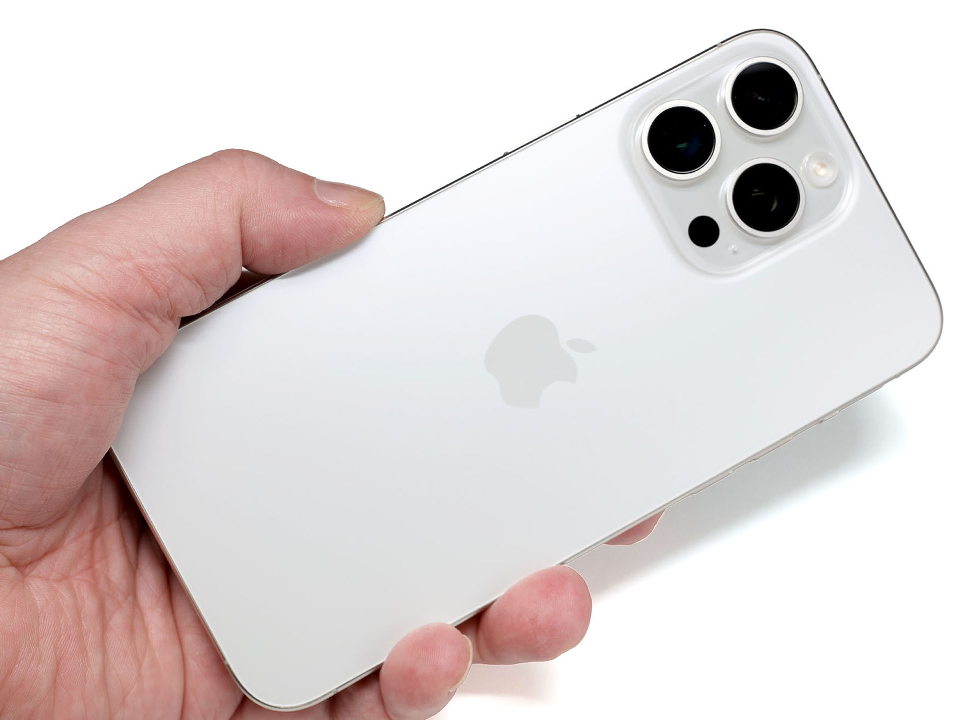 スゲくイイじゃん「iPhone 15 Pro Max」！ 1カ月使ってみて大満足