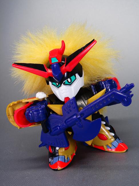 元祖SDガンダム NO-99 ヘビメタガンダム