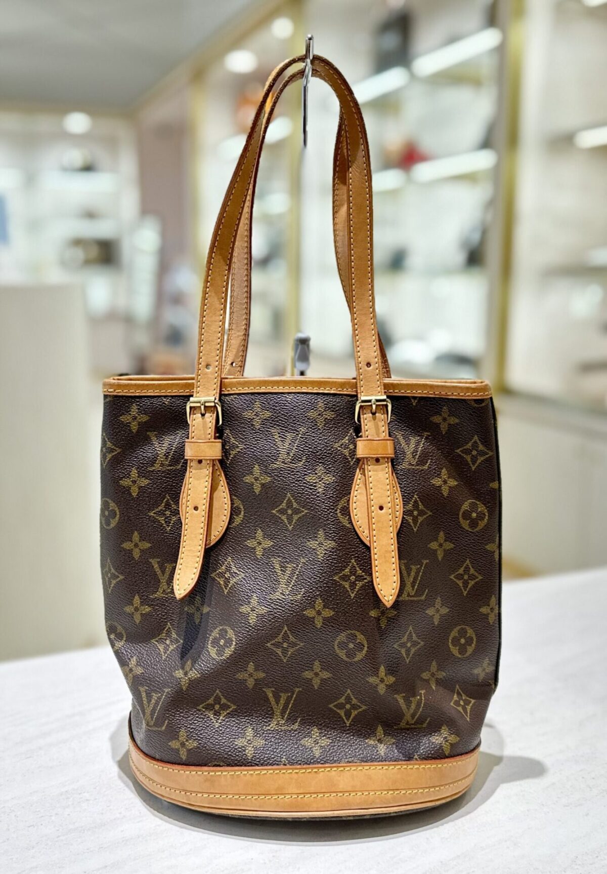 ルイヴィトン M42238】バケットPMの気になる買取価格とは!? | かんてい