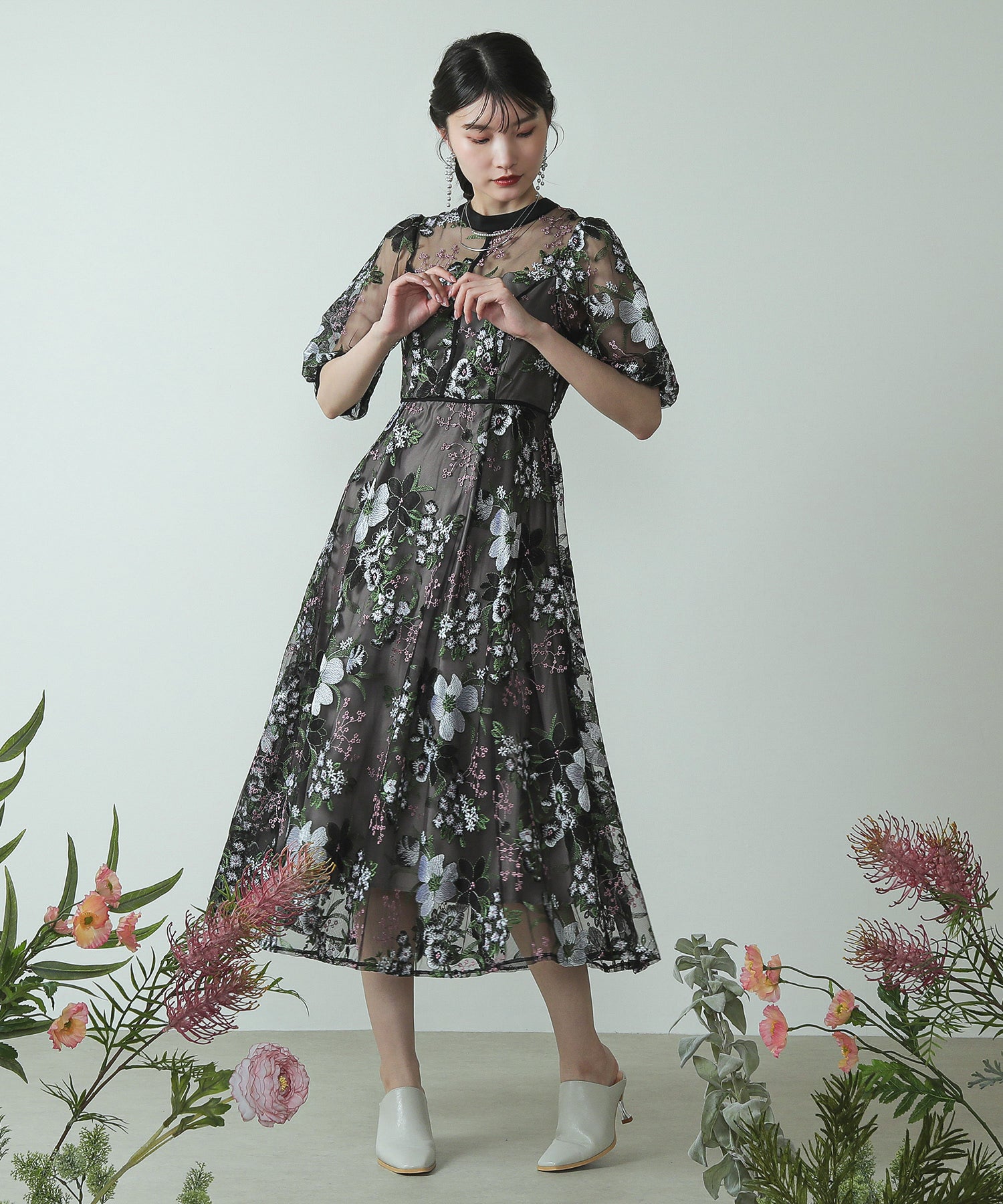 シック フラワー刺繍 ドレス 結婚式 お呼ばれ オケージョン