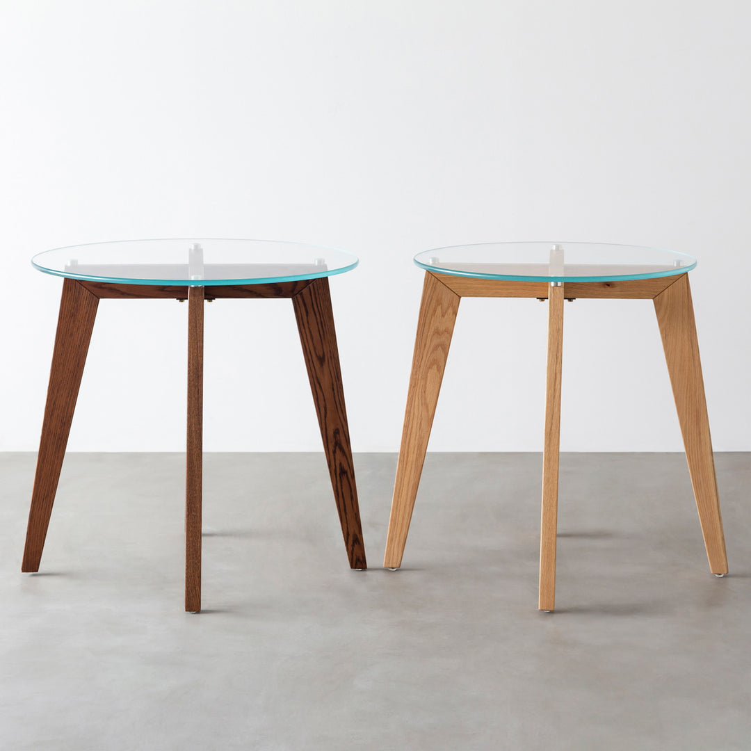 THE CAFE TABLE / ガラス × Pin 木製脚 オーク無垢材 – KANADEMONO