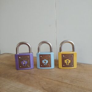 アンティーク金具 南京錠 おしゃれな カラー塗装 SKC No.9400 60mm