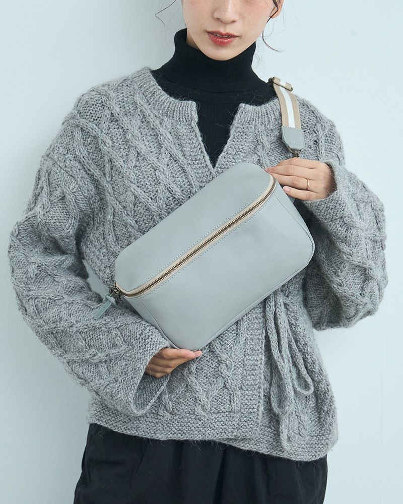 ごきげんな暮らしをくれる防水レザーバッグ「All story ボディバッグ