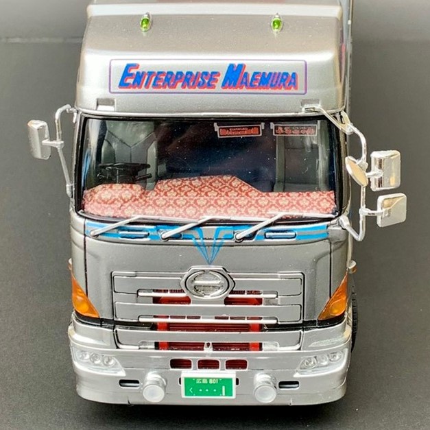 アオシマ 1/32 デコトラ 颯大丸 – 模型製作 かえる工房