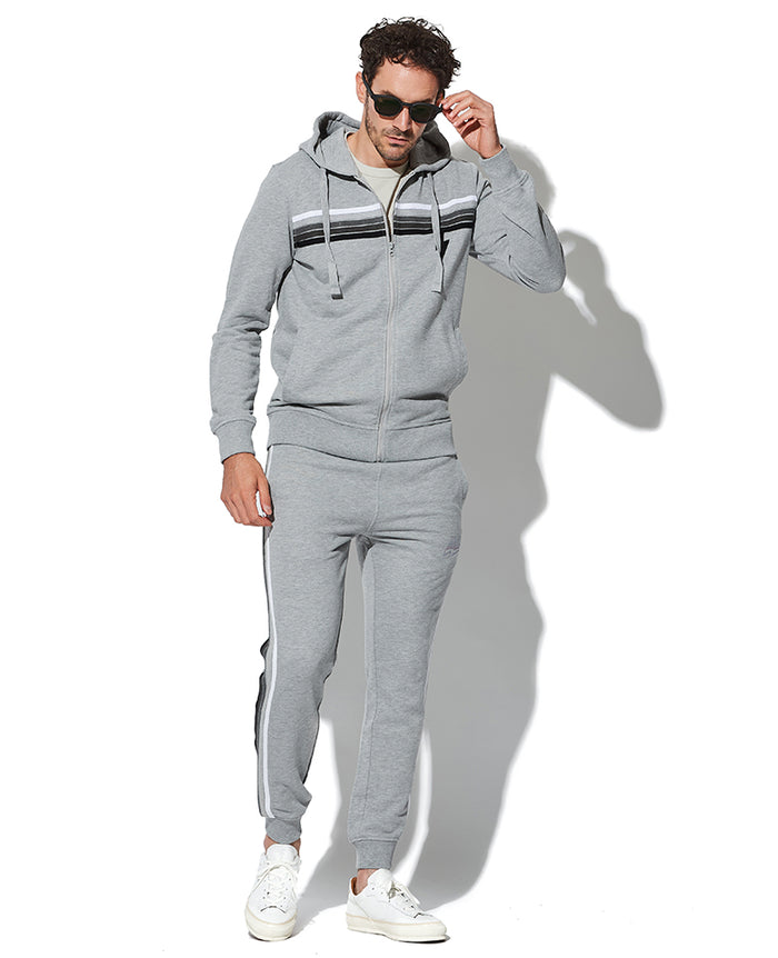 0925ABOUT_003_M_003_c1fdac7d-