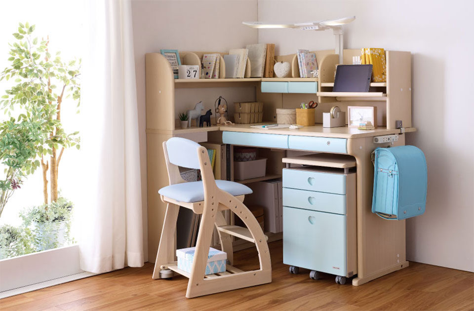 CDファースト ステップアップデスク | 学習机・デスクのコイズミファニ