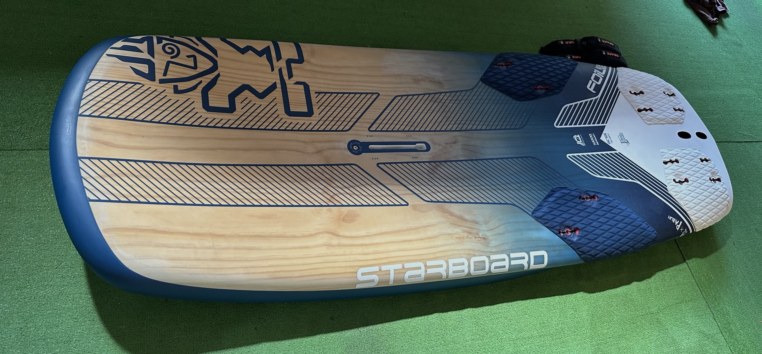 WIND FOILBOARD | 香川潜水