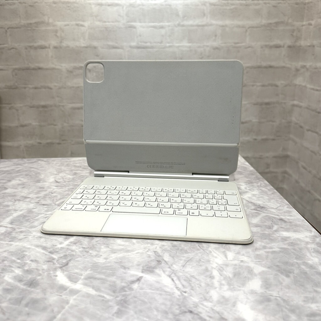 千葉店｜端末買取｜Apple iPad 11インチ用 Magic Keyboard A2261 買取実績