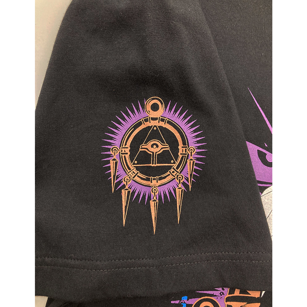 ANI XROSS 遊☆戯☆王デュエルモンスターズ Tシャツ (缶バッジ付き) 闇