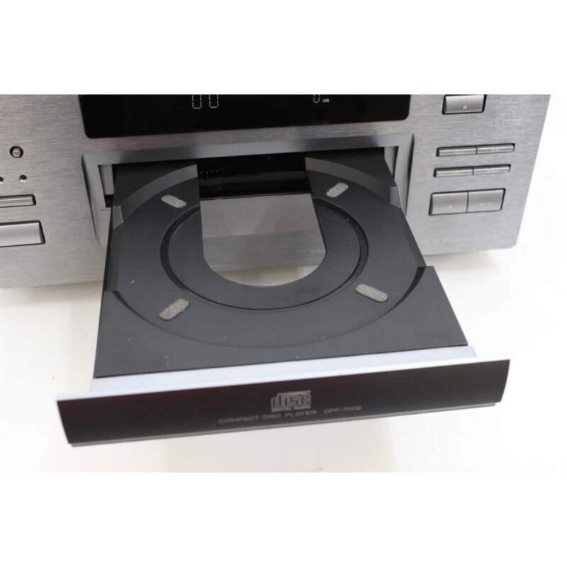 買取実績 |KENWOOD ケンウッド DPF-7002 CDデッキ - 大阪 京都 奈良の