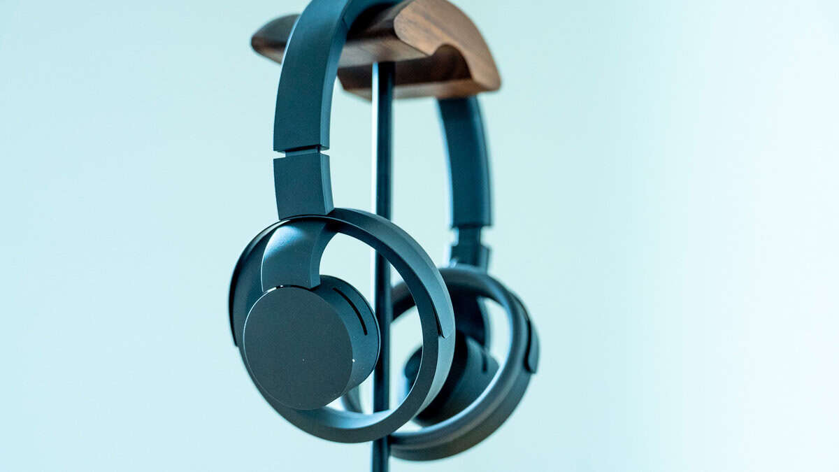 謎技術】オープンすぎるのに音漏れがほぼないワイヤレスヘッドホン