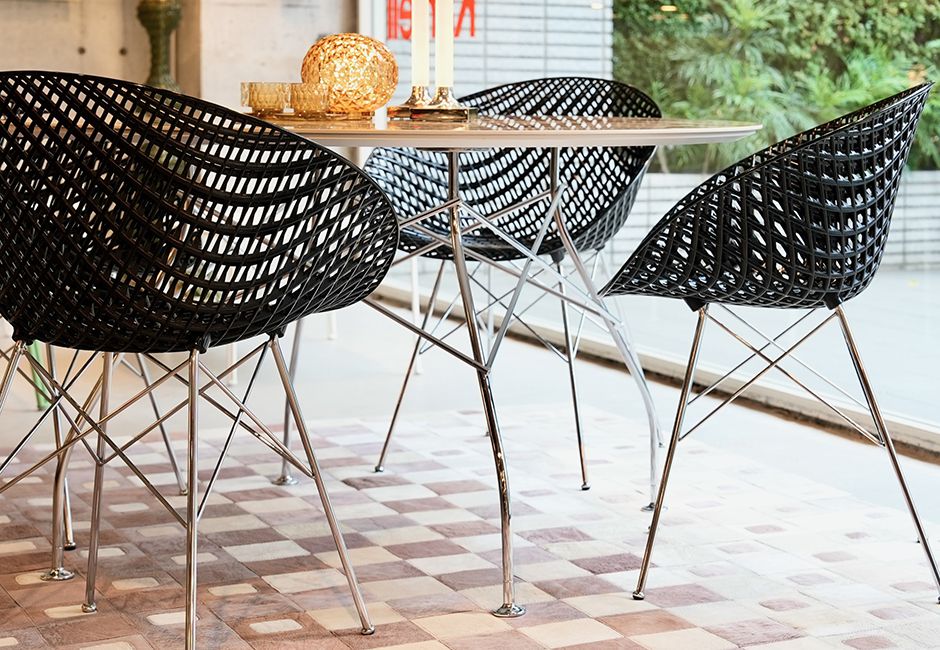 Kartell｜カルテル】相性抜群！グロッシーテーブル×スマトリックチェア