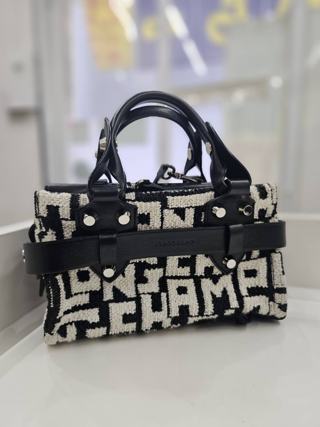 ロンシャン 高価買取 – 千歳烏山店／おたからや