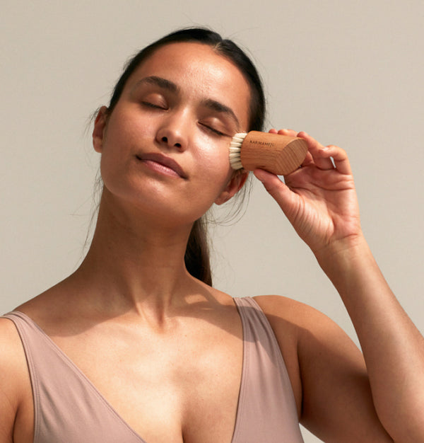 Face Brush | Gentle exfoliation for skin – Karmameju Skincare