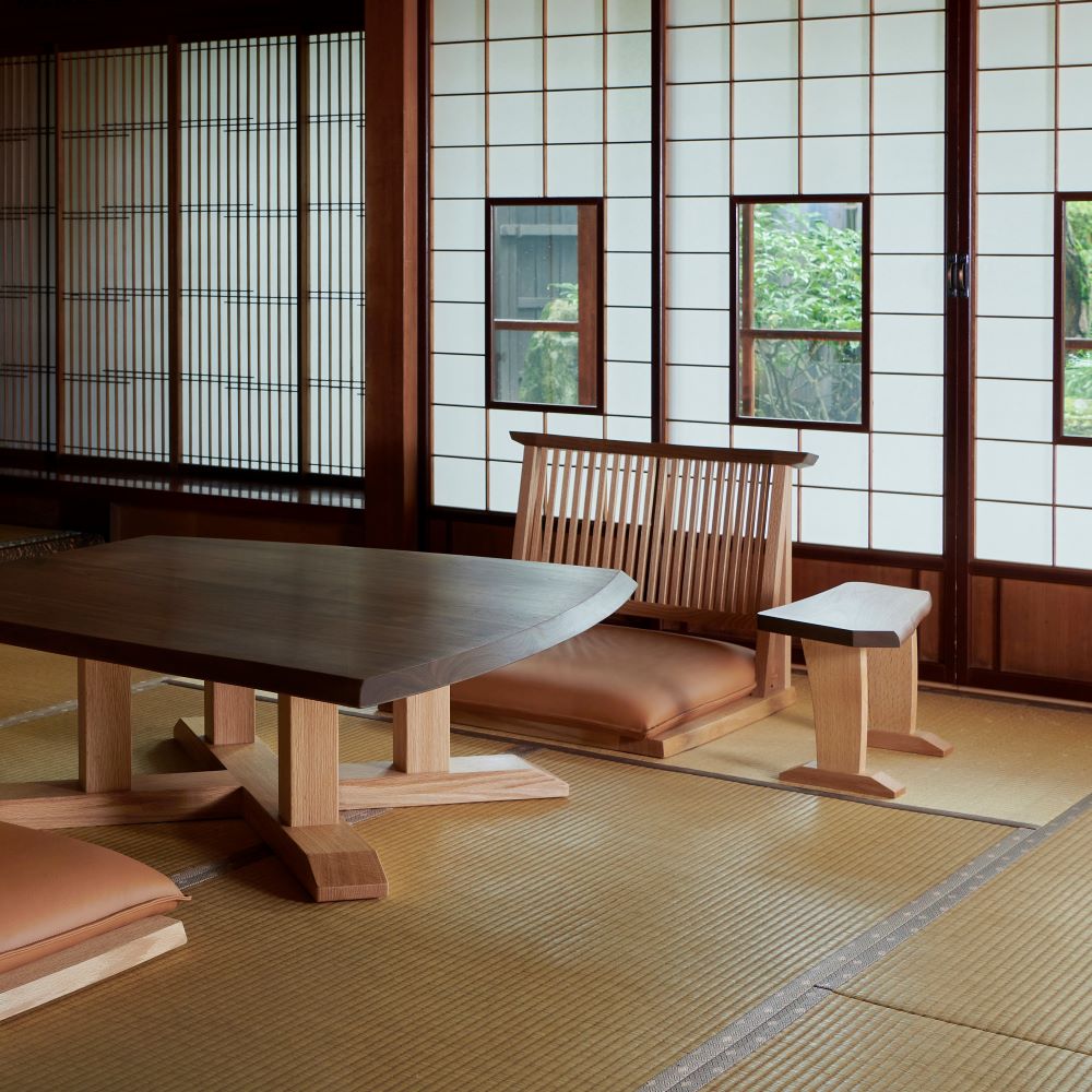 Takayama Wood Works 座椅子 W580 K – 柏木工株式会社オンラインストア