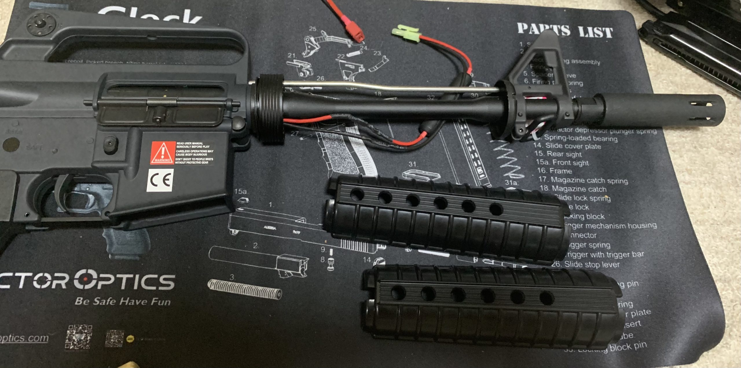 G&P XM177E1 AEG 外装分解:メカボックスの取り出し