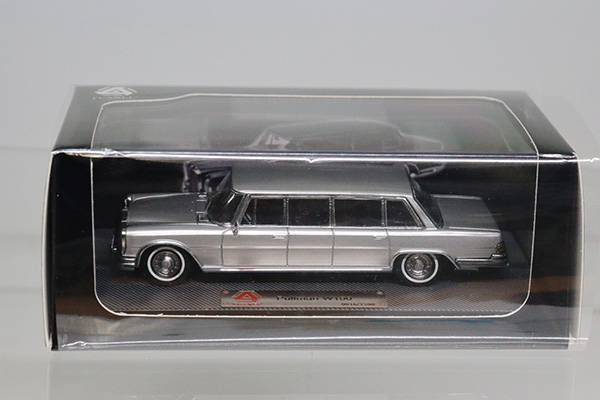 ミニカーショップ ケンボックス 1/64スケール メルセデスベンツPULLMAN