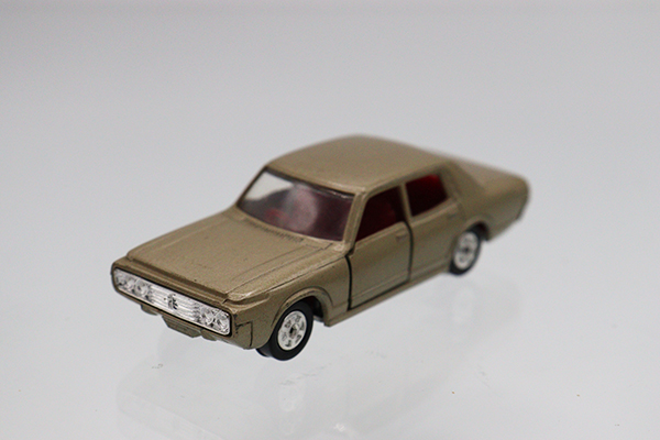 ミニカーショップ ケンボックス トミカ 黒箱☆32☆トヨタニュー