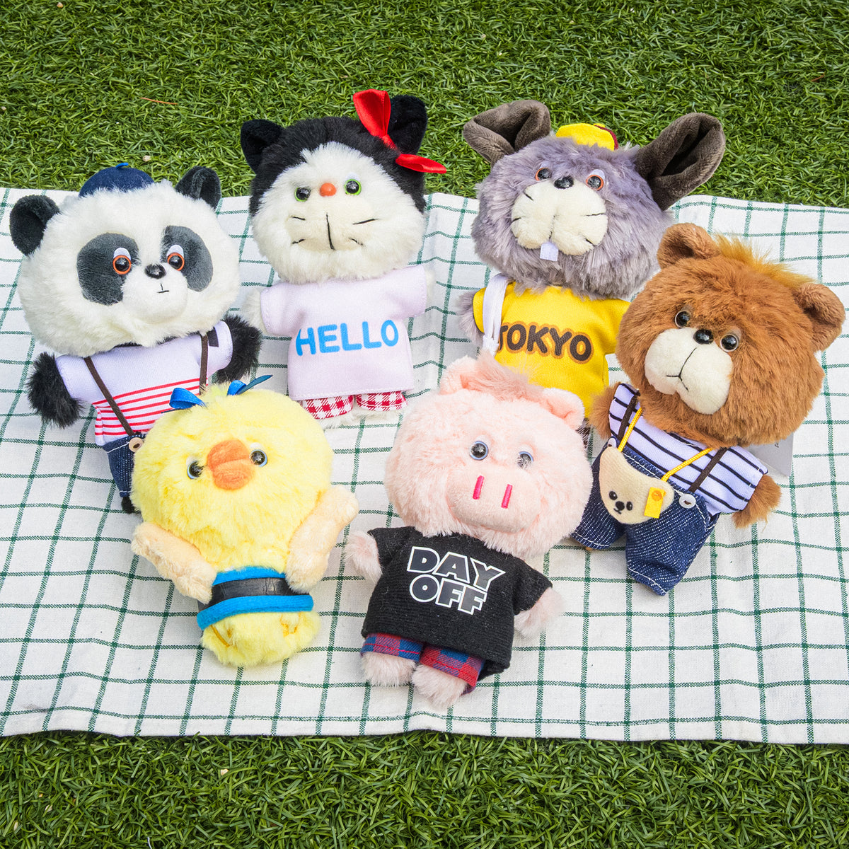 Tiny Zoo “Nicky” stuffed animal/Akane Ishigaki