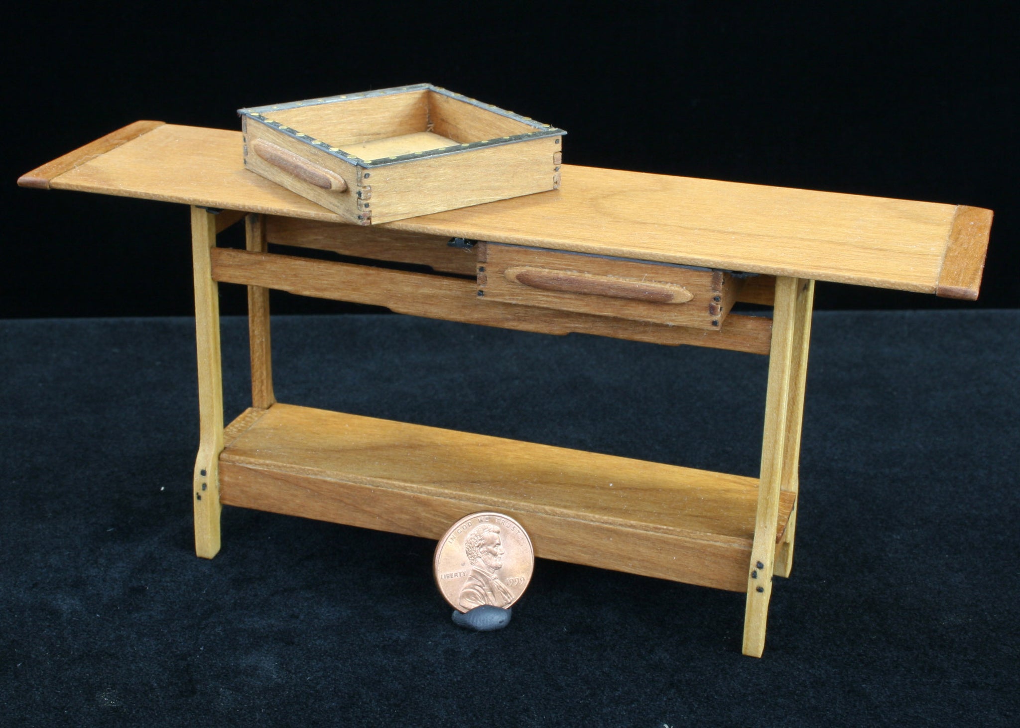 Greene and Greene Gamble House Entry Table – Keenderson Miniatures