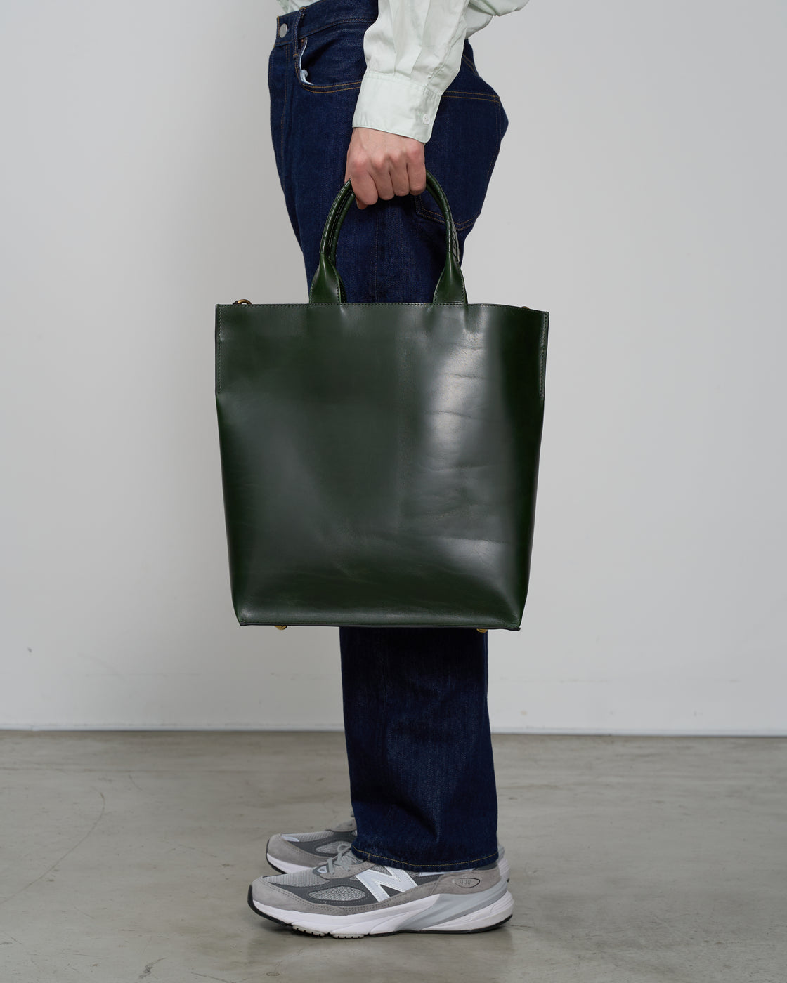 cornelian taurus by daisuke iwanaga Tote Bag, Green – Keylime Tokyo