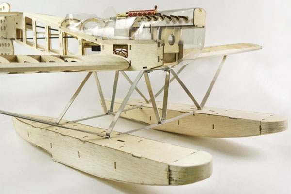 KK HOBBY 】 DWHOBBY Hansa-Brandenburg W.29（バルサキット） ハンザ