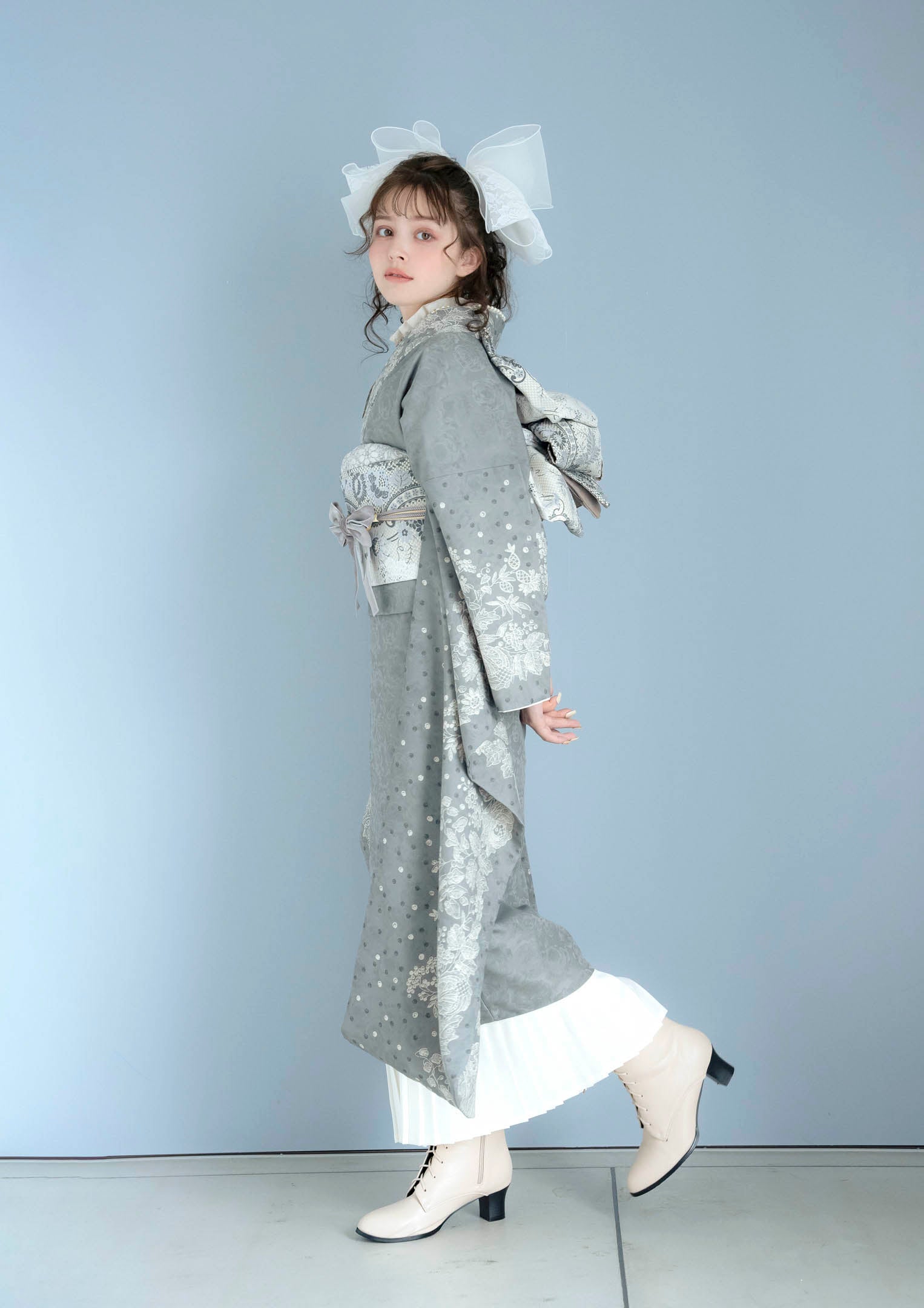 490 振袖フルセット 正絹 オフホワイト グレー 銀彩 暈し染め ナナイロ