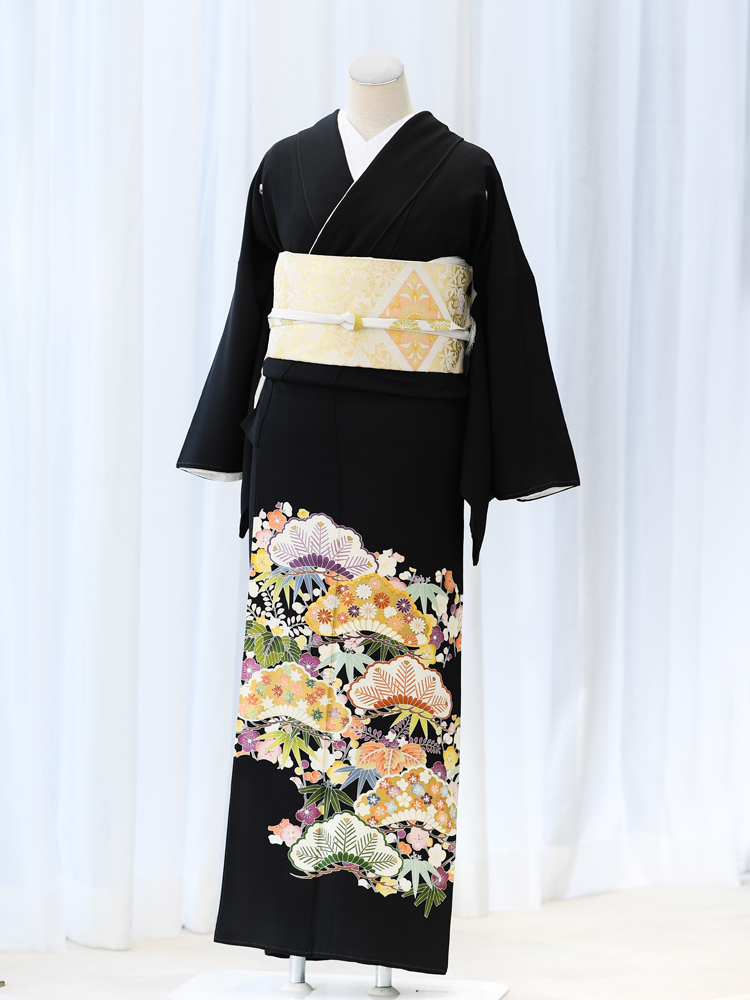 高級黒留袖レンタル】t-454 松竹梅の鮮やかな留袖 Mサイズ 松竹梅