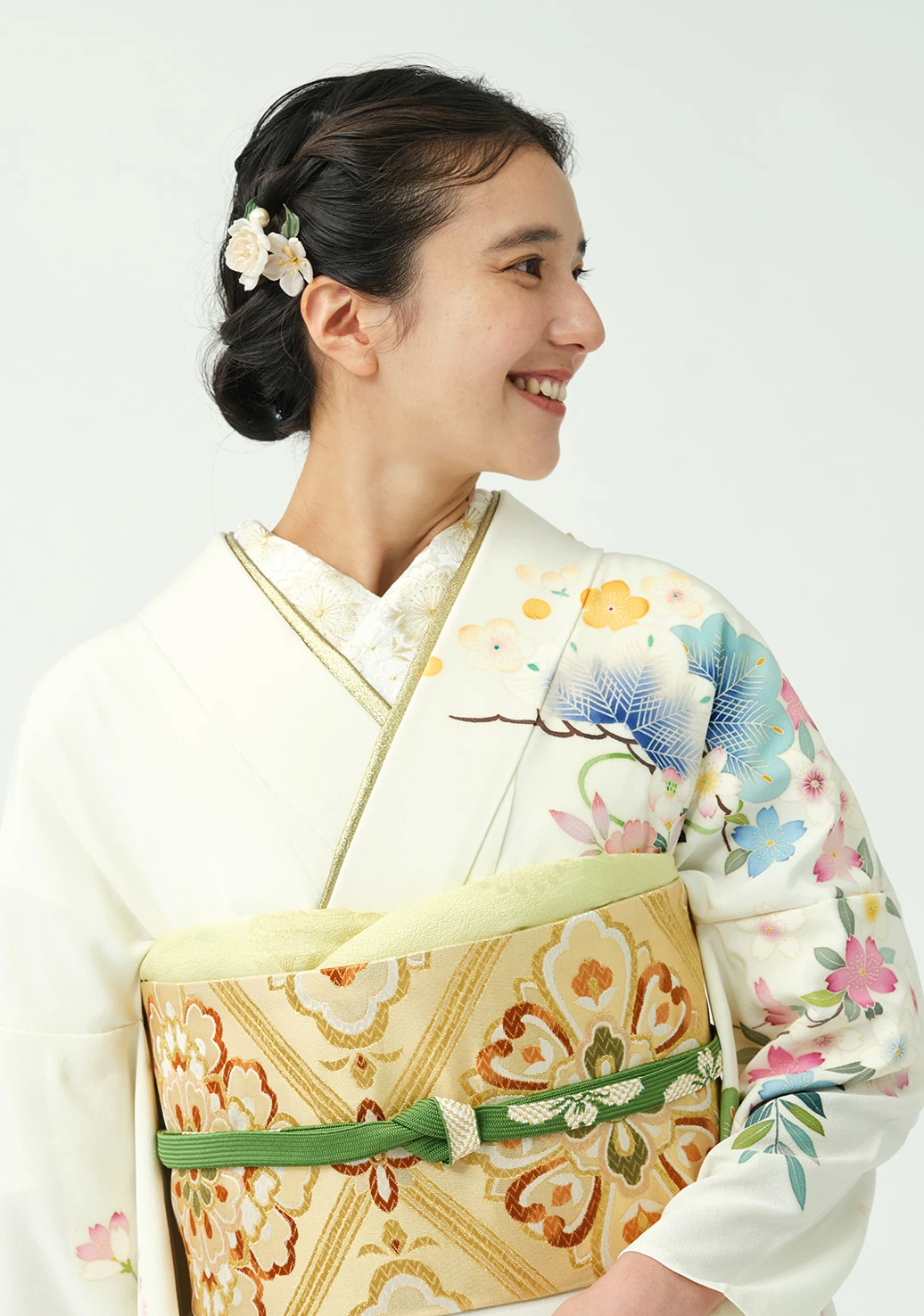 振袖／花文箱／白 | 振袖レンタル·購入や成人式の着付けは「きものやまと」