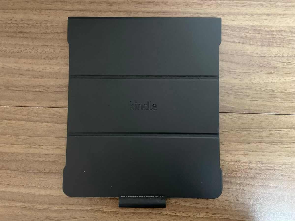 利便性UP】Kindle Scribe用純正レザーカバーをレビュー！高いけど買う