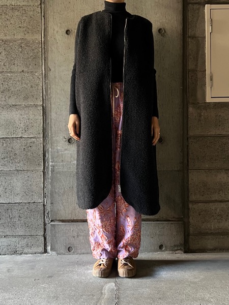 UNIVERSAL SEVEN ユニヴァーサルセヴン / ボア W/ZIPベスト