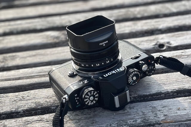 Nikon Z fcにフジノンXF 18mm f2 Rが、コンパクトで実によく似合う