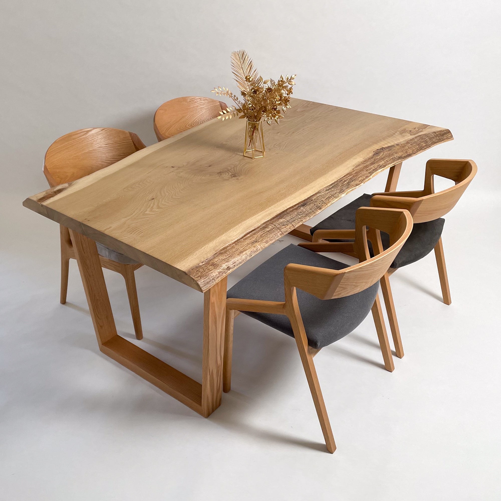 KIDOMEIMOKU 楢一枚板ダイニングテーブル｜160cm(4人掛け) – 【公式