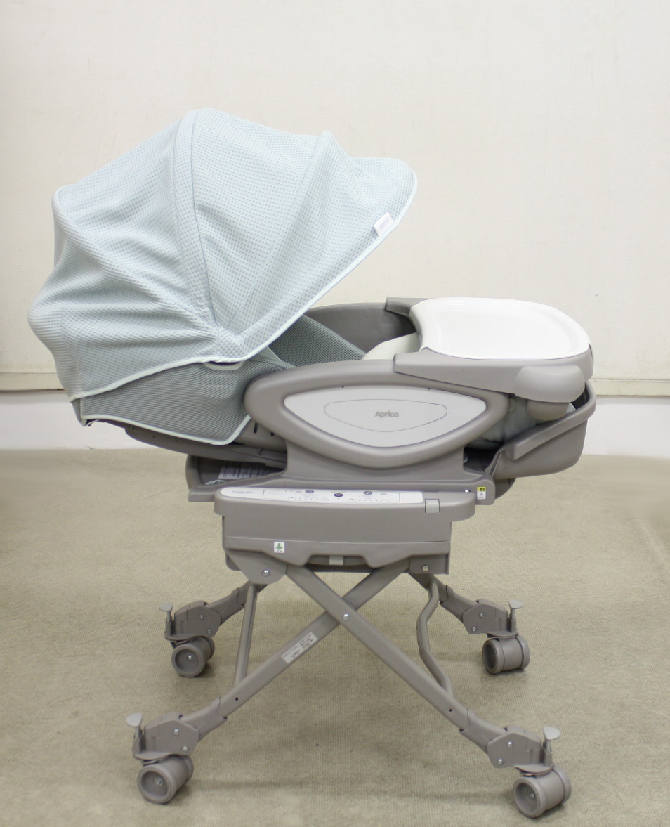 □ユラリズム オート プレミアム AC【アップリカ Aprica】 発売日2021年7月