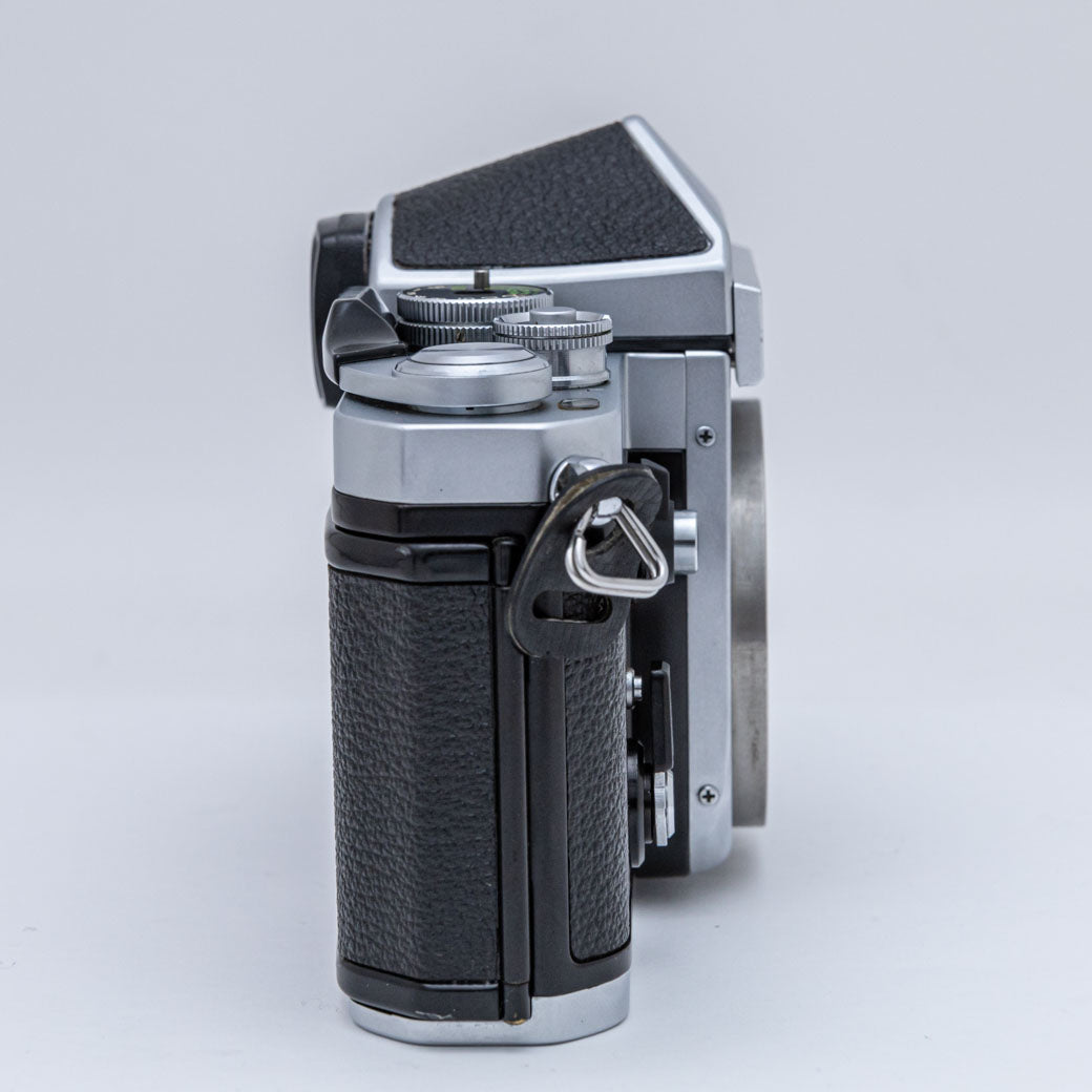 Nikon F2 アイレベル シルバー – ねりま中古カメラきつね堂