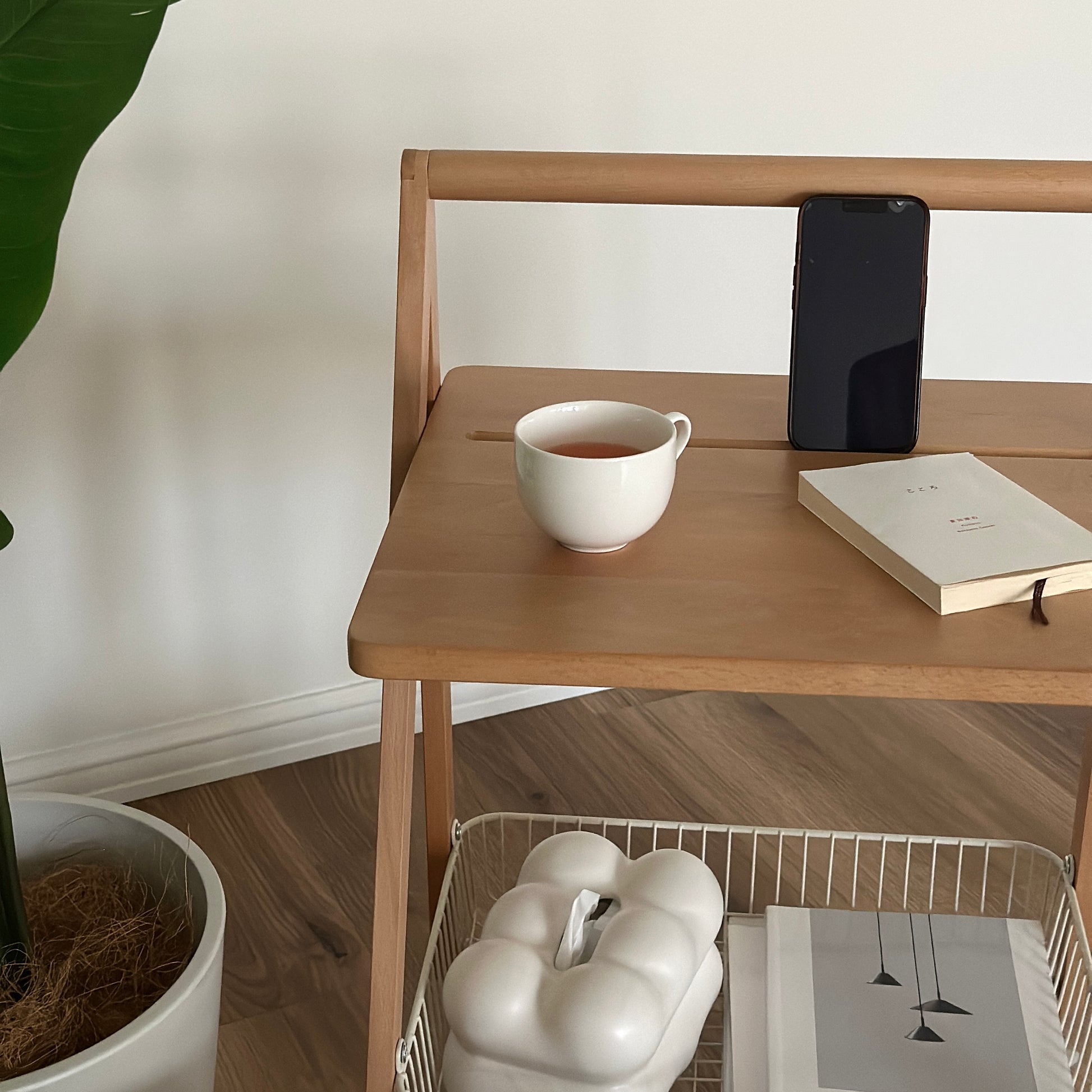 サイドテーブル｜キャスター付ナチュラルサイドテーブル - territory