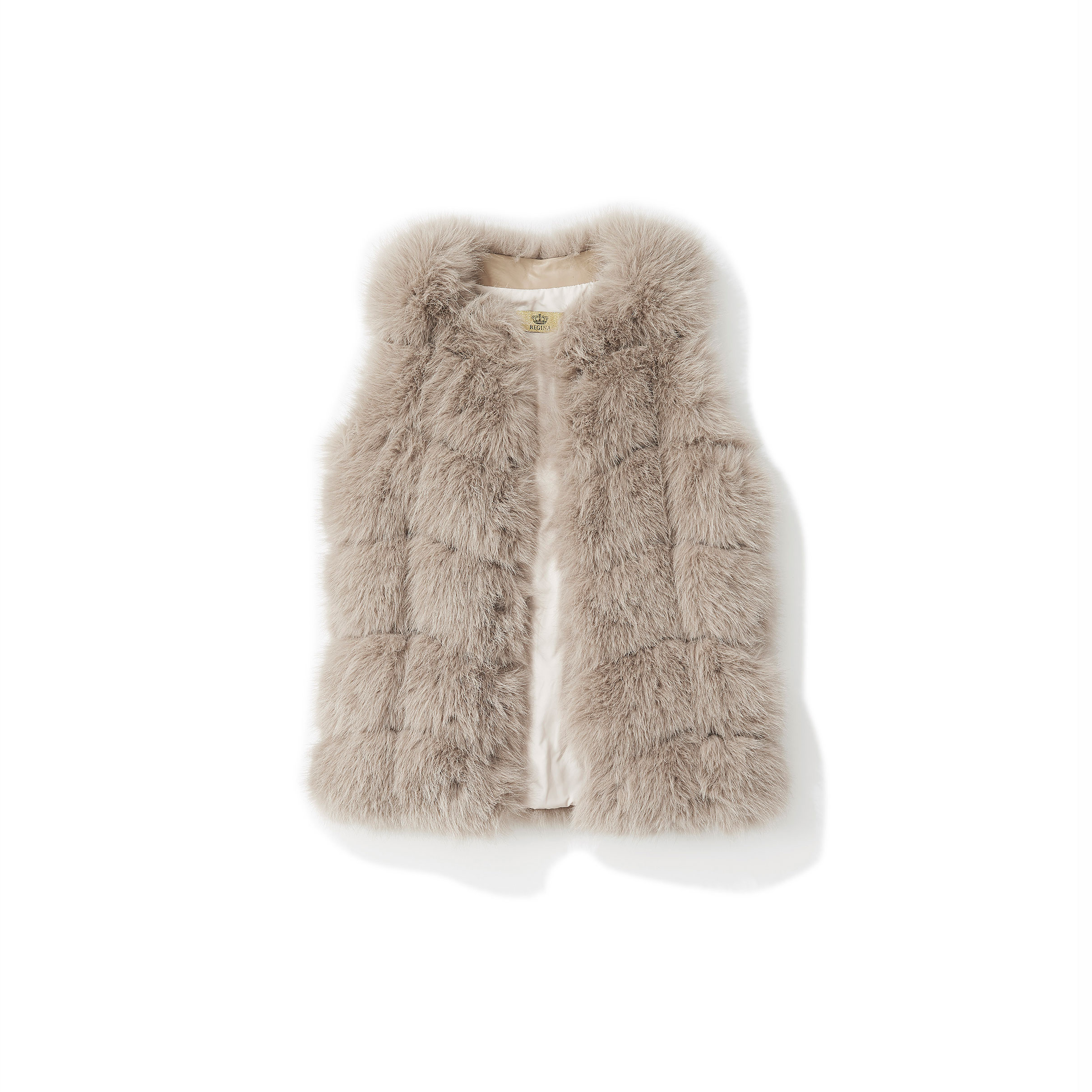 エクリュカラーの温もり / OUTER / Kyoko Kikuchi's Closet | 菊池京子