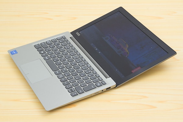 レノボ ideapad 120S レビュー！ 軽量コンパクトで安いモバイルノート
