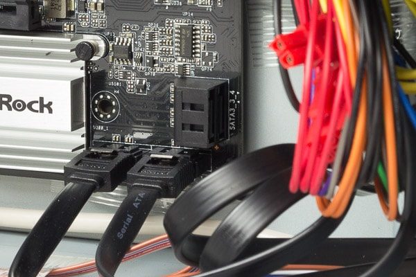 ドスパラ Regulus AR5-Q レビュー：Ryzen 5 2400G搭載で6万円台のミニ