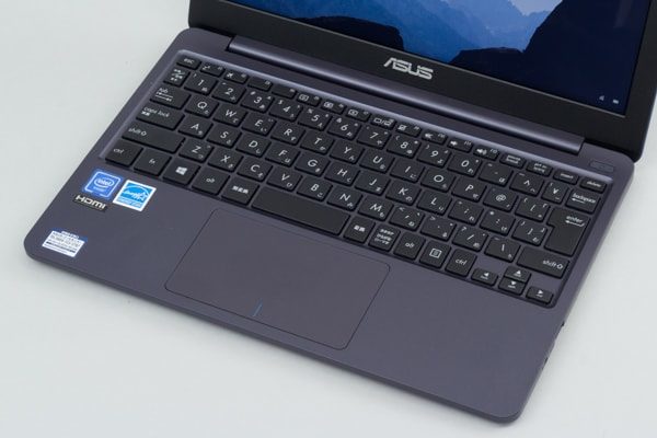 ASUS VivoBook W203MA-FD044T レビュー：超軽量＆バッテリー長持ち