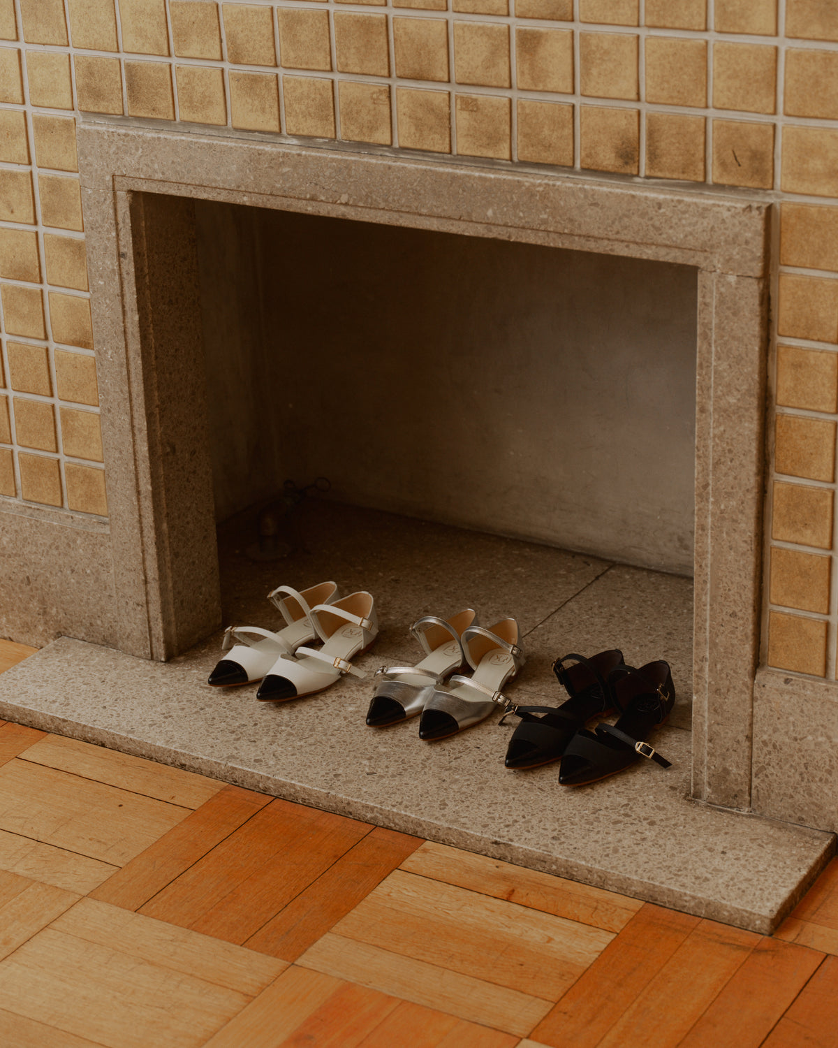 YUI by KOBE YOKUTSUTEN