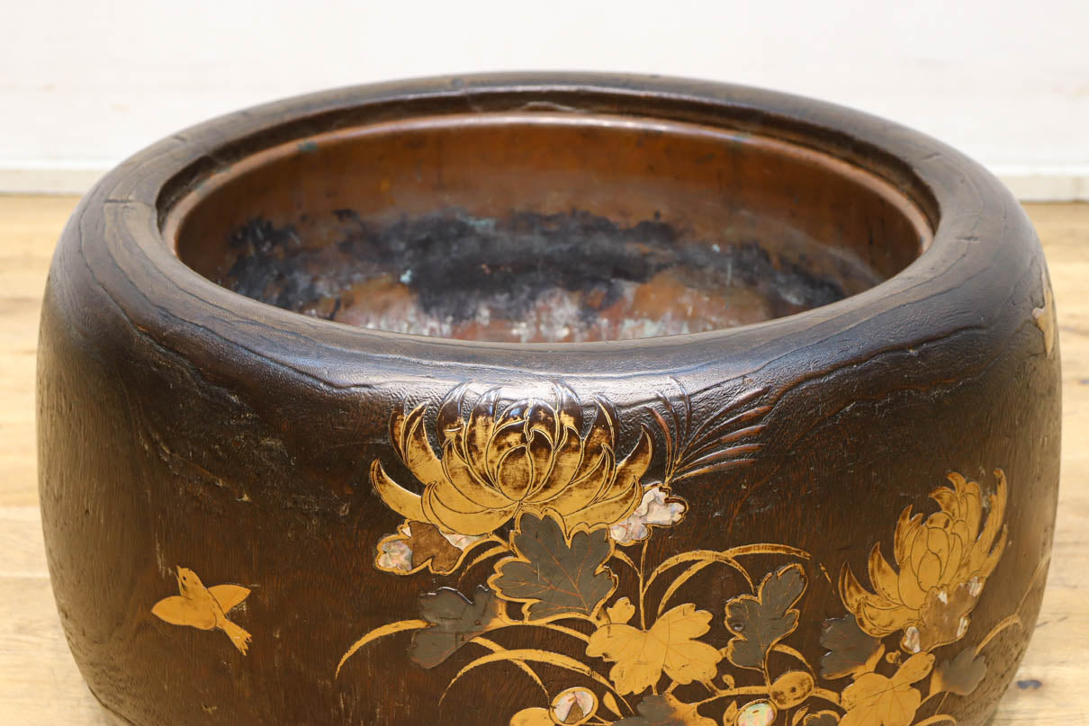 特大サイズ‼ 菊や小鳥の蒔絵で時代感漂う桐火鉢 DC7598 – 古福庵