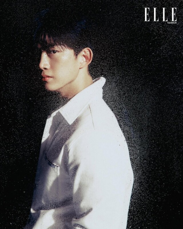 2PM」テギョン、セクシーなホワイト＆ブラック…高級なムード発散 | K