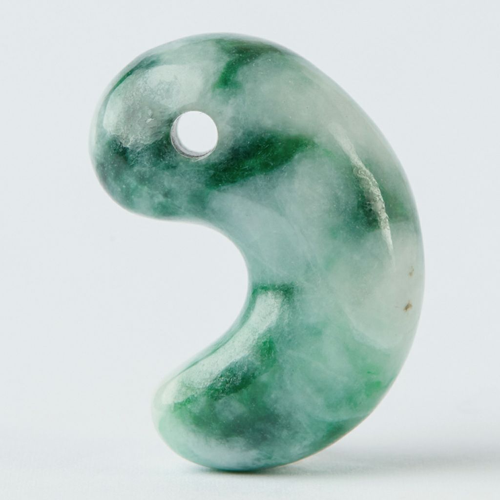 勾玉／濃緑色・緑色ヒスイ | 糸魚川翡翠工房こたき