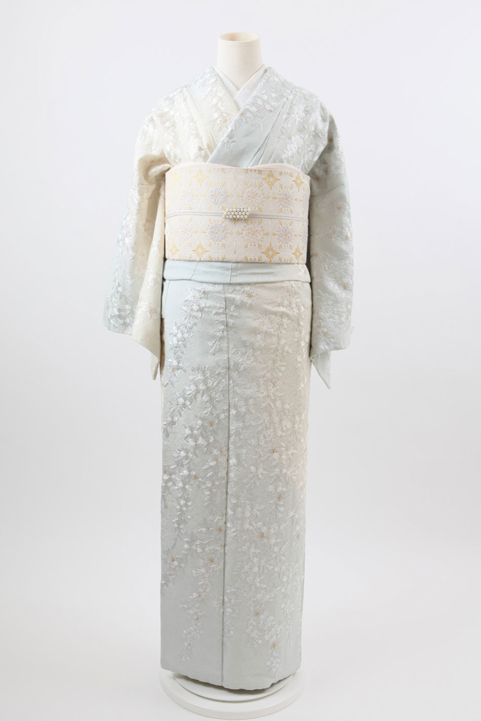 訪問着 【No.B-512】 水色・桜の総刺繍 | 東京・銀座で着物レンタル