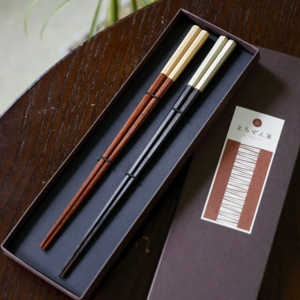 越前 先八角黒檀紫檀夫婦箸 (22cm/23.5cm) – 漆器 高翆