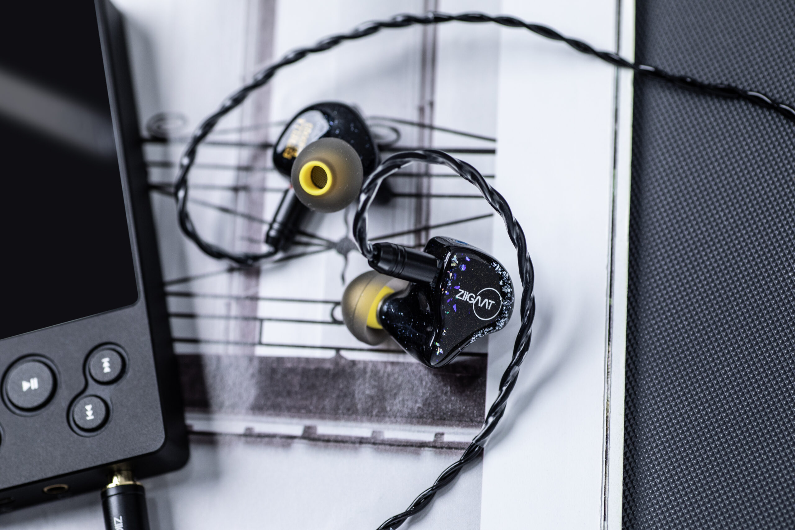 ZiiGaat x Jays Audio ESTRELLA – ナイコム株式会社